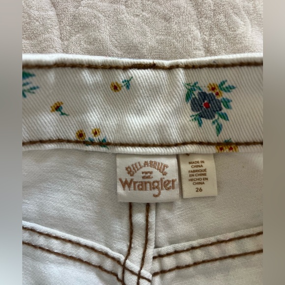 Wrangler Billabong flower print jeans - Picture 4 of 7